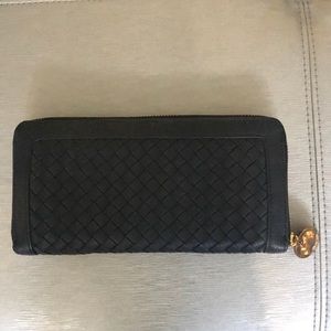 Woven detail wallet with gold interior